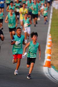 BIB: 50303, 50015
                            <button type="button" onclick="openModal(10509498)" class="btn btn-primary btn-sm float-right btn-popup" data-toggle="modal" data-target=".modal-high-quality">
                        <i class="fas fa-shopping-cart"></i> Add to Cart
                    </button>
                                            <button type="button" onclick="isThisMe(10509498, true)" class="btn btn-success btn-sm float-right btn-popup btn-isme hidden" data-toggle="tooltip" data-placement="bottom" title="นี่คือรูปของคุณใช่ไหม คลิกที่นี่เพื่อเอาเข้าอัลบั้ม">
                        <i class="fas fa-plus"></i> Add to album
                    </button>
                    <button type="button" onclick="isThisMe(10509498, false)" class="btn btn-warning btn-sm float-right btn-popup btn-isnotme hidden">
                        <i class="fas fa-ban"></i> Remove from album
                    </button>